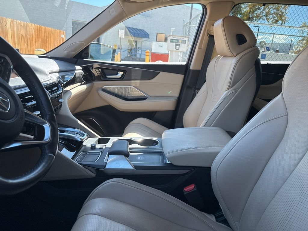 2023 Acura MDX SH-AWD Advance photo 3
