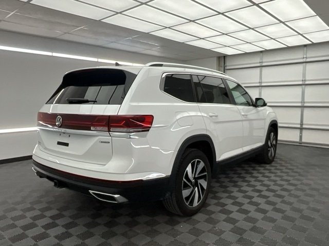 2024 Volkswagen Atlas SEL photo 20