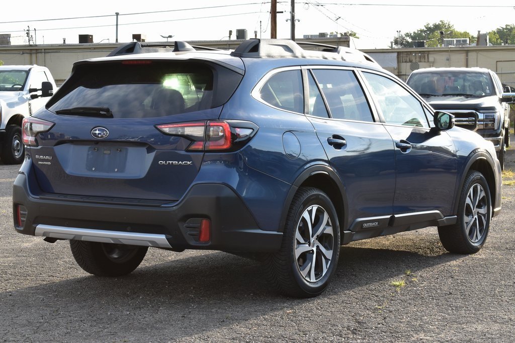 2021 Subaru Outback Limited photo 2