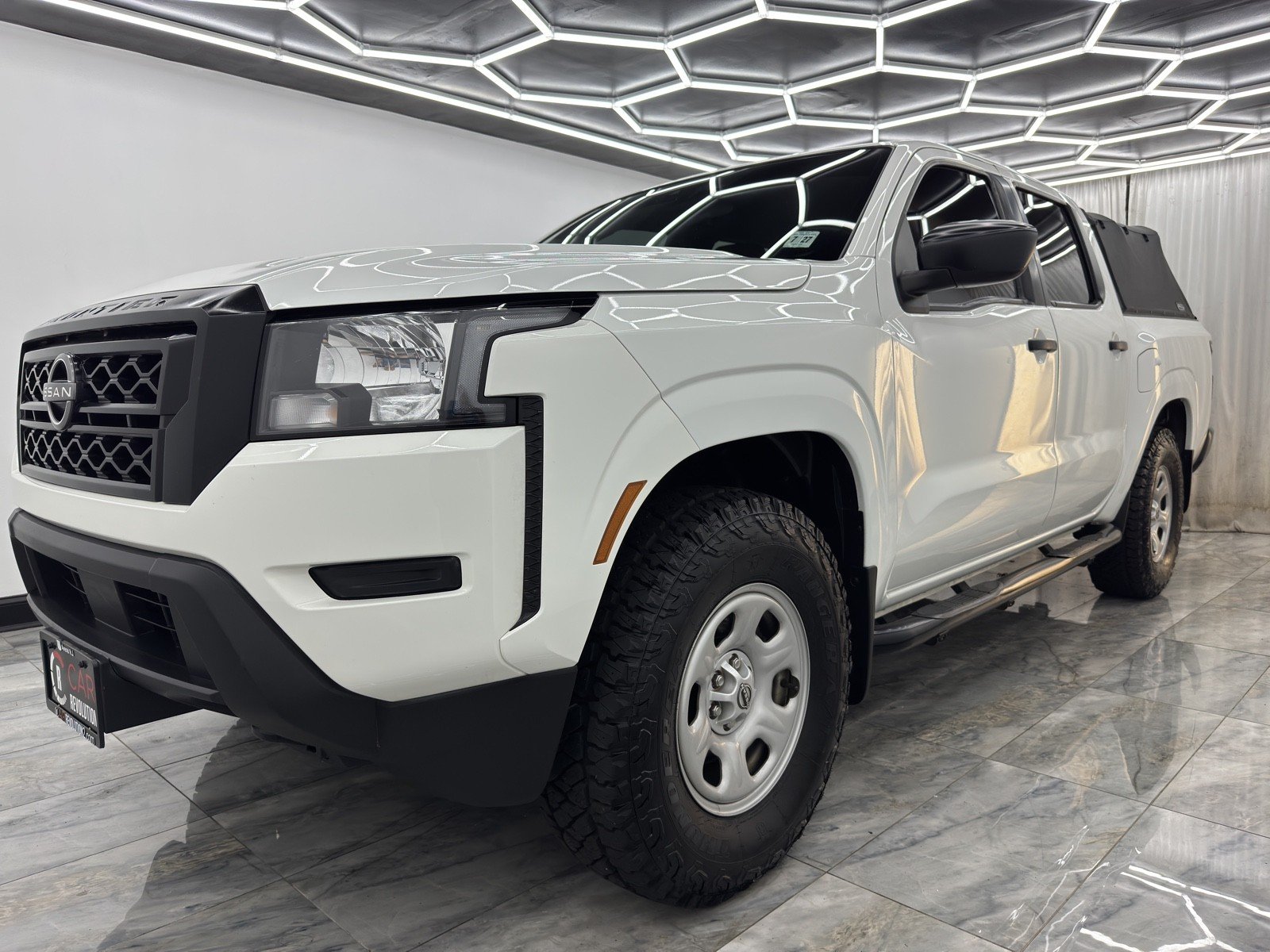 2022 Nissan Frontier S Crew Cab photo 3