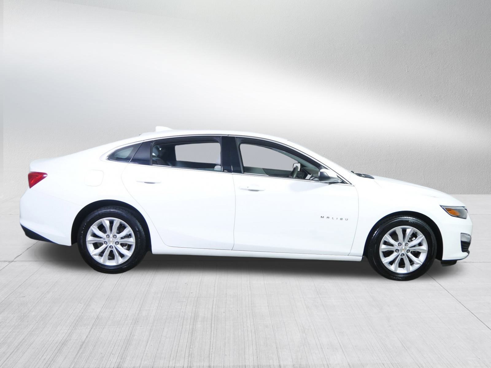 2023 Chevrolet Malibu 1LT photo 8