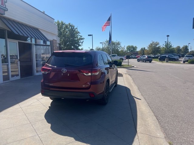 2019 Toyota Highlander Sport photo 4