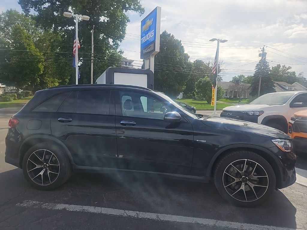 2022 Mercedes Benz GLC 43 AMG 4MATIC photo 3