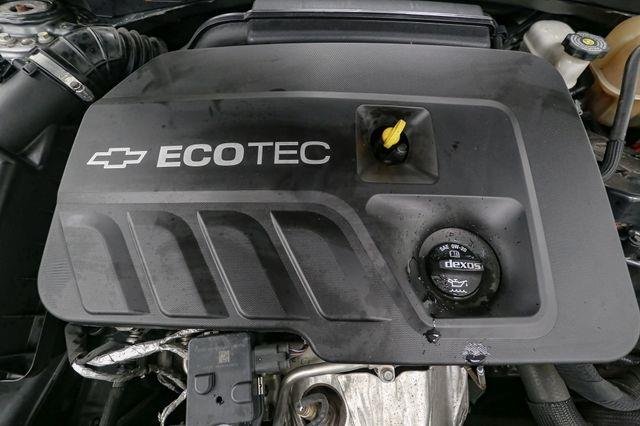 2018 Chevrolet Malibu Hybrid Base photo 13