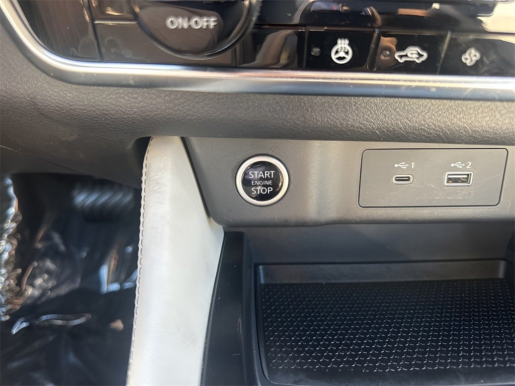 2023 Nissan Rogue SL photo 21