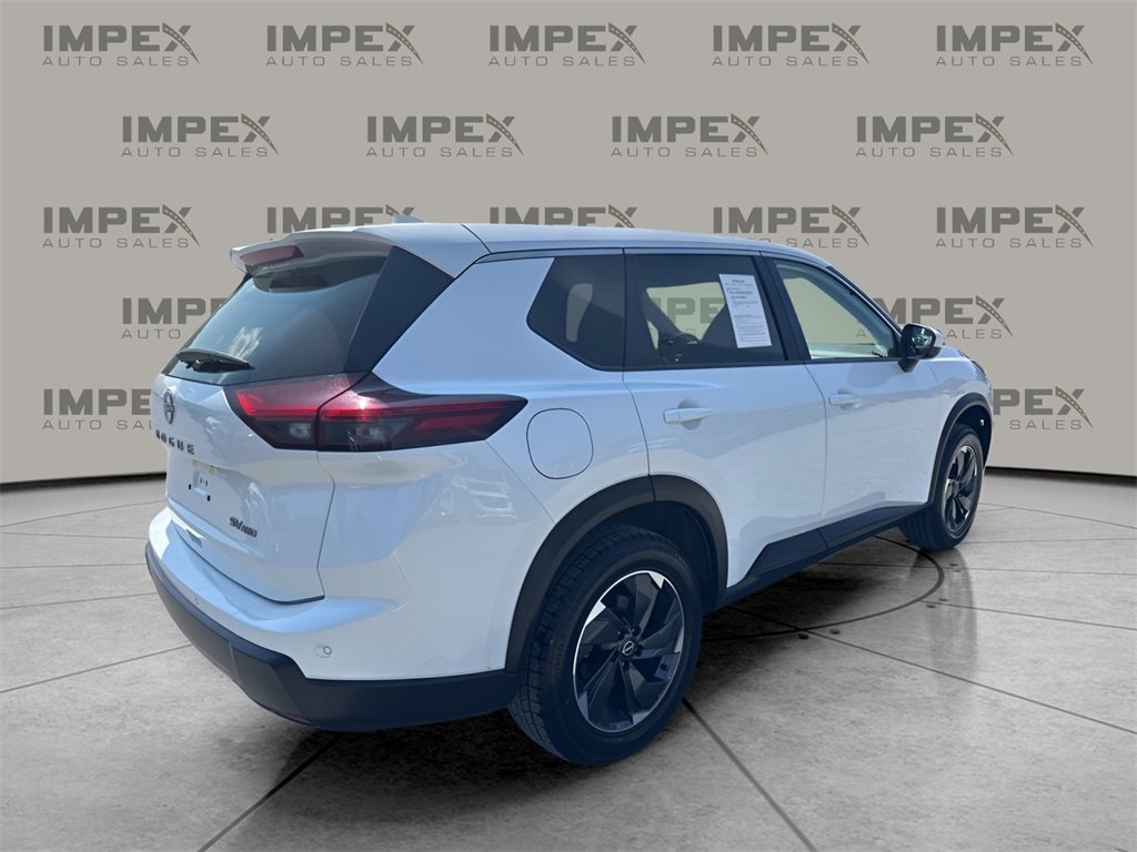 2024 Nissan Rogue SV photo 5