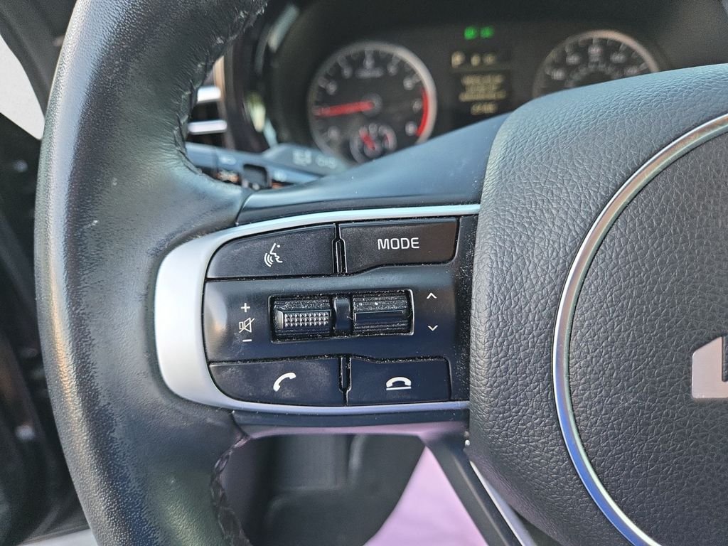 2022 Kia K5 GT-Line photo 18