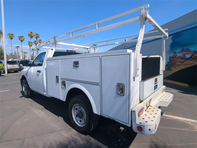 2018 Ram 2500 Tradesman photo 4