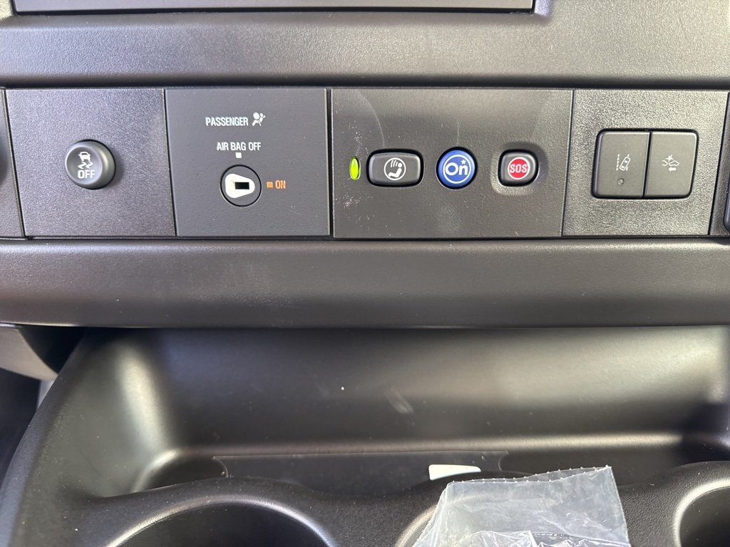 2025 Chevrolet Express 2500 Work Van photo 18
