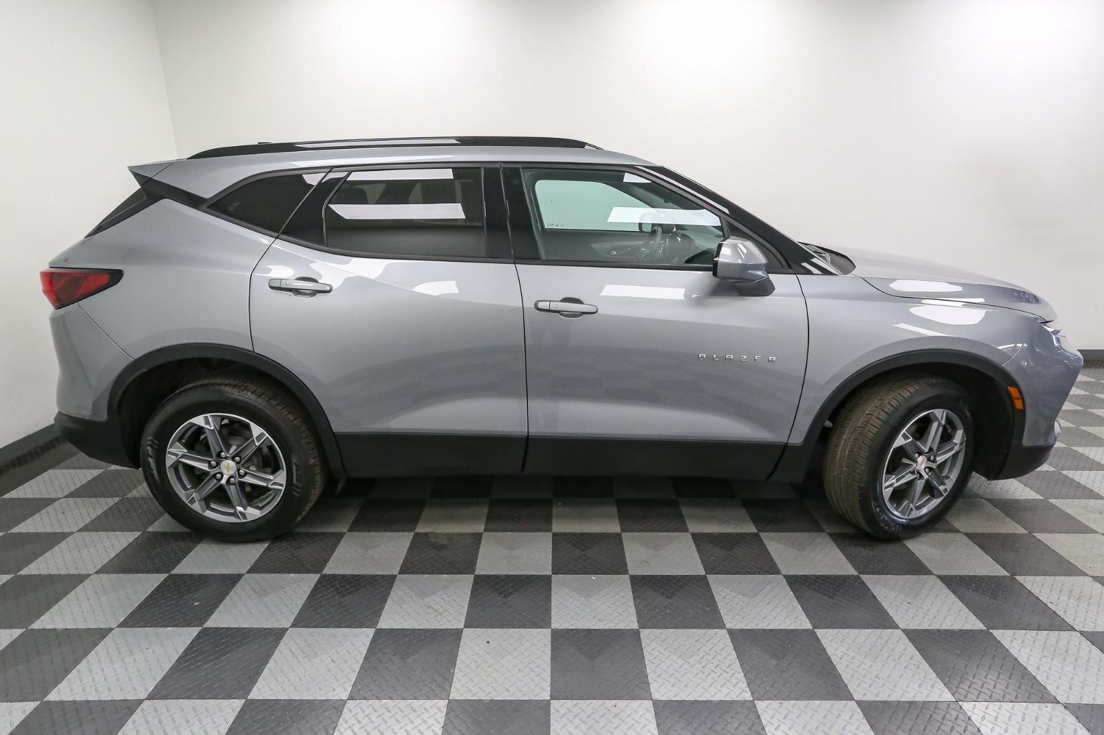 2023 Chevrolet Blazer 2LT photo 7