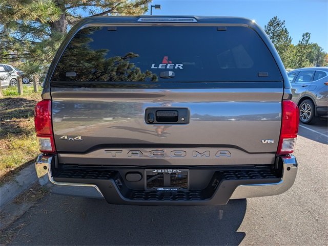 2017 Toyota Tacoma SR5 photo 4