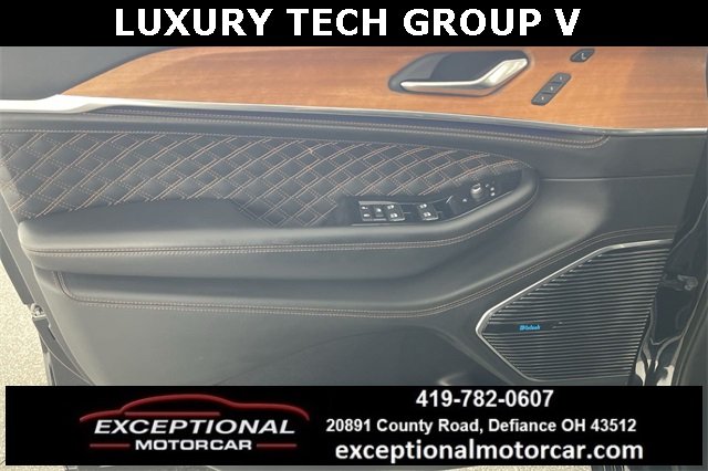 2023 Jeep Grand Cherokee Summit Reserve photo 30