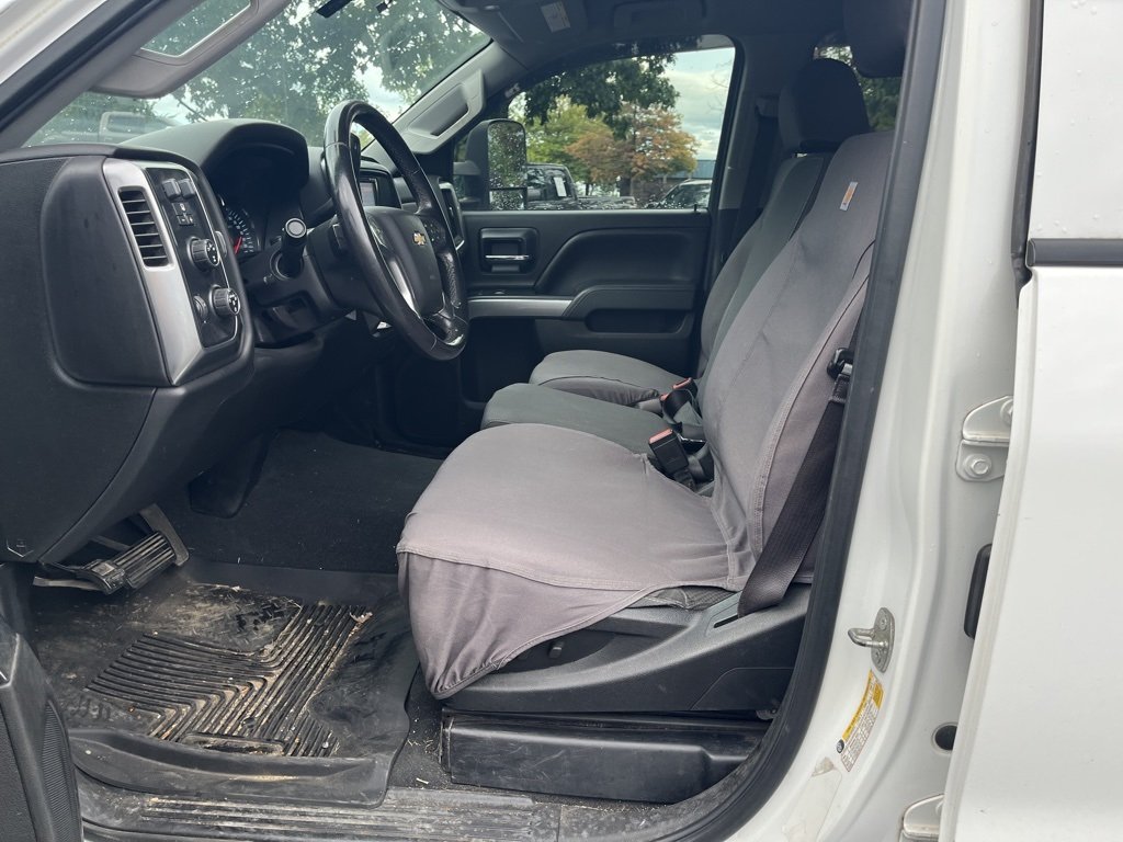 2015 Chevrolet Silverado 2500HD LT photo 14