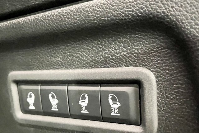 2024 Jeep Wagoneer L Series III photo 4