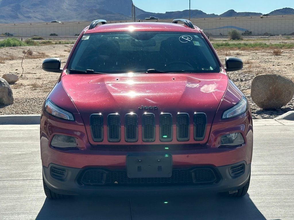 2016 Jeep Cherokee Altitude photo 3