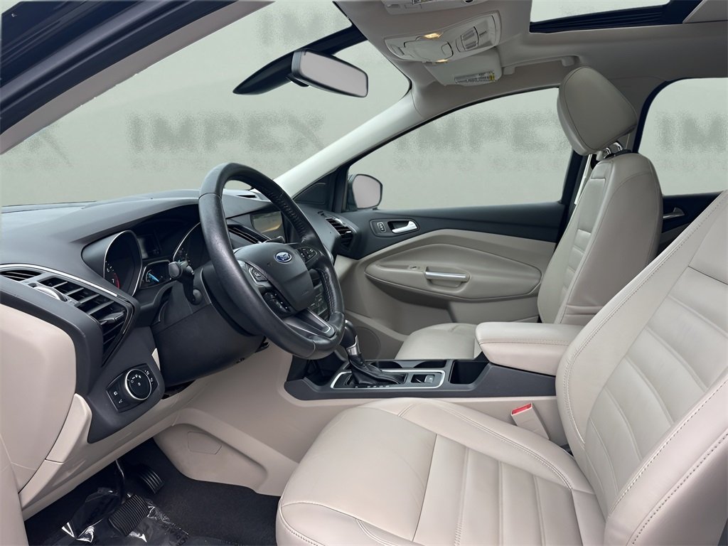 2017 Ford Escape Titanium photo 9