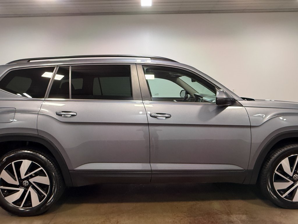 2025 Volkswagen Atlas SE Technology photo 26