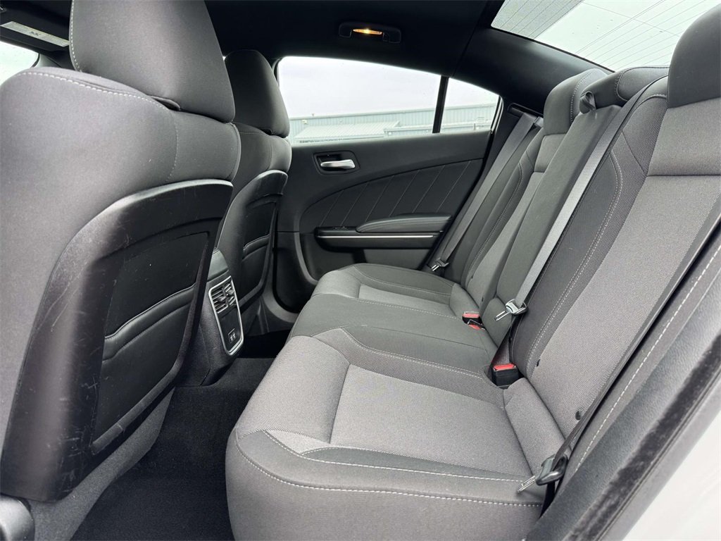 2019 Dodge Charger SXT photo 15