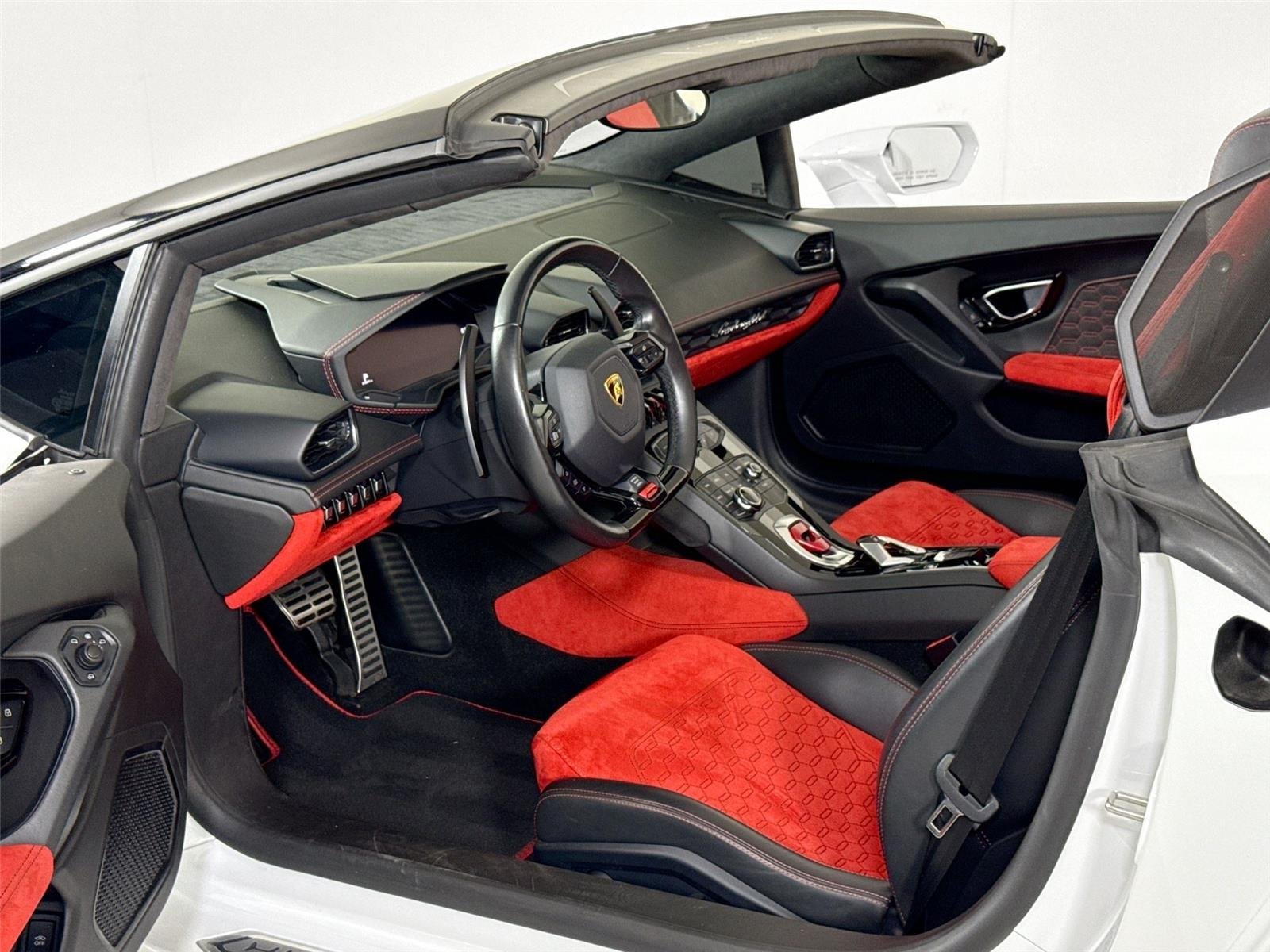 2017 Lamborghini Huracan Spyder photo 11