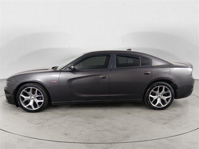 2016 Dodge Charger R/T photo 2