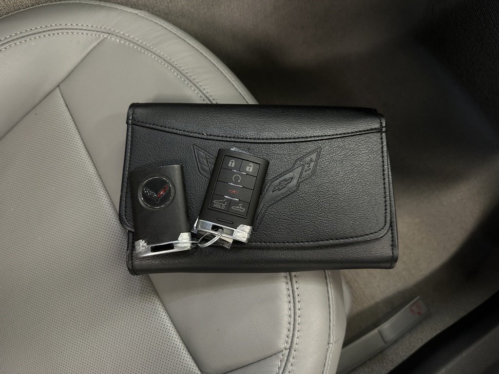 2016 Chevrolet Corvette 2LT photo 36
