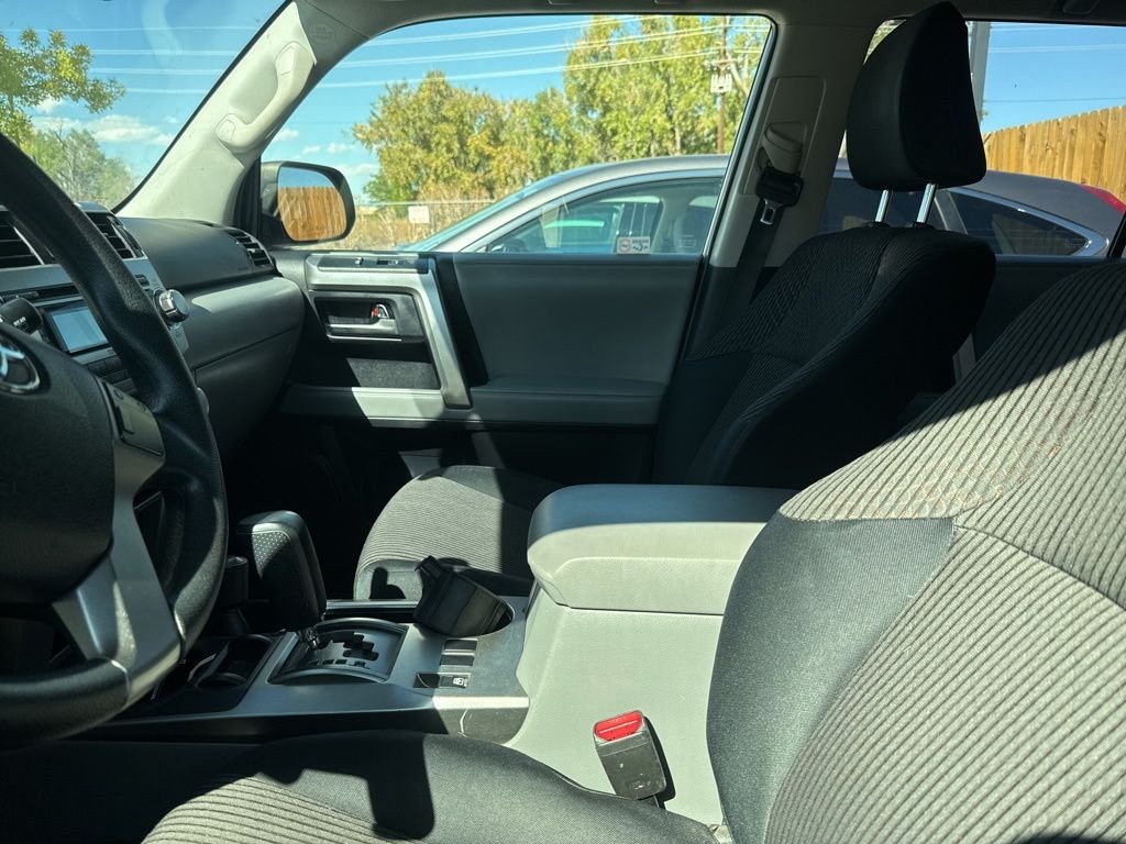 2012 Toyota 4Runner Limited photo 4