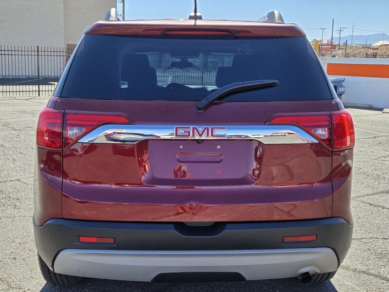 2017 Gmc Acadia SLE photo 3