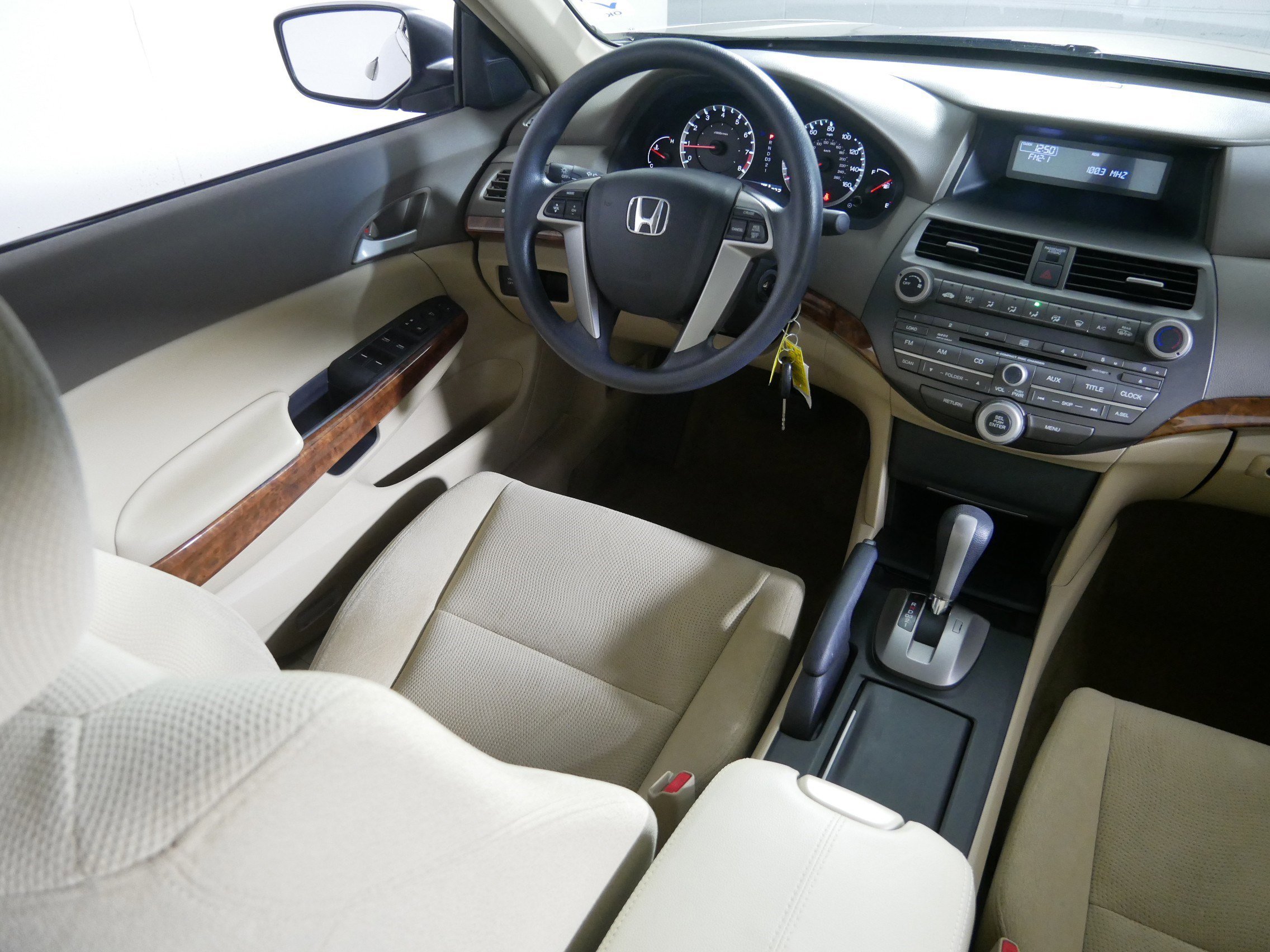 2009 Honda Accord EX photo 9