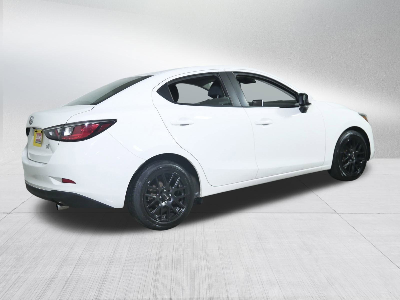 2016 Scion iA photo 7