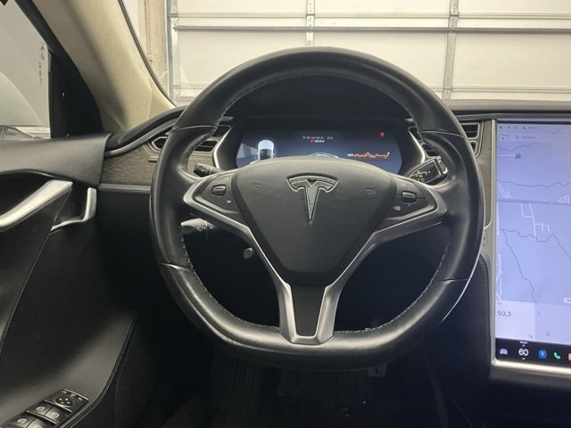 2014 Tesla Model S photo 9