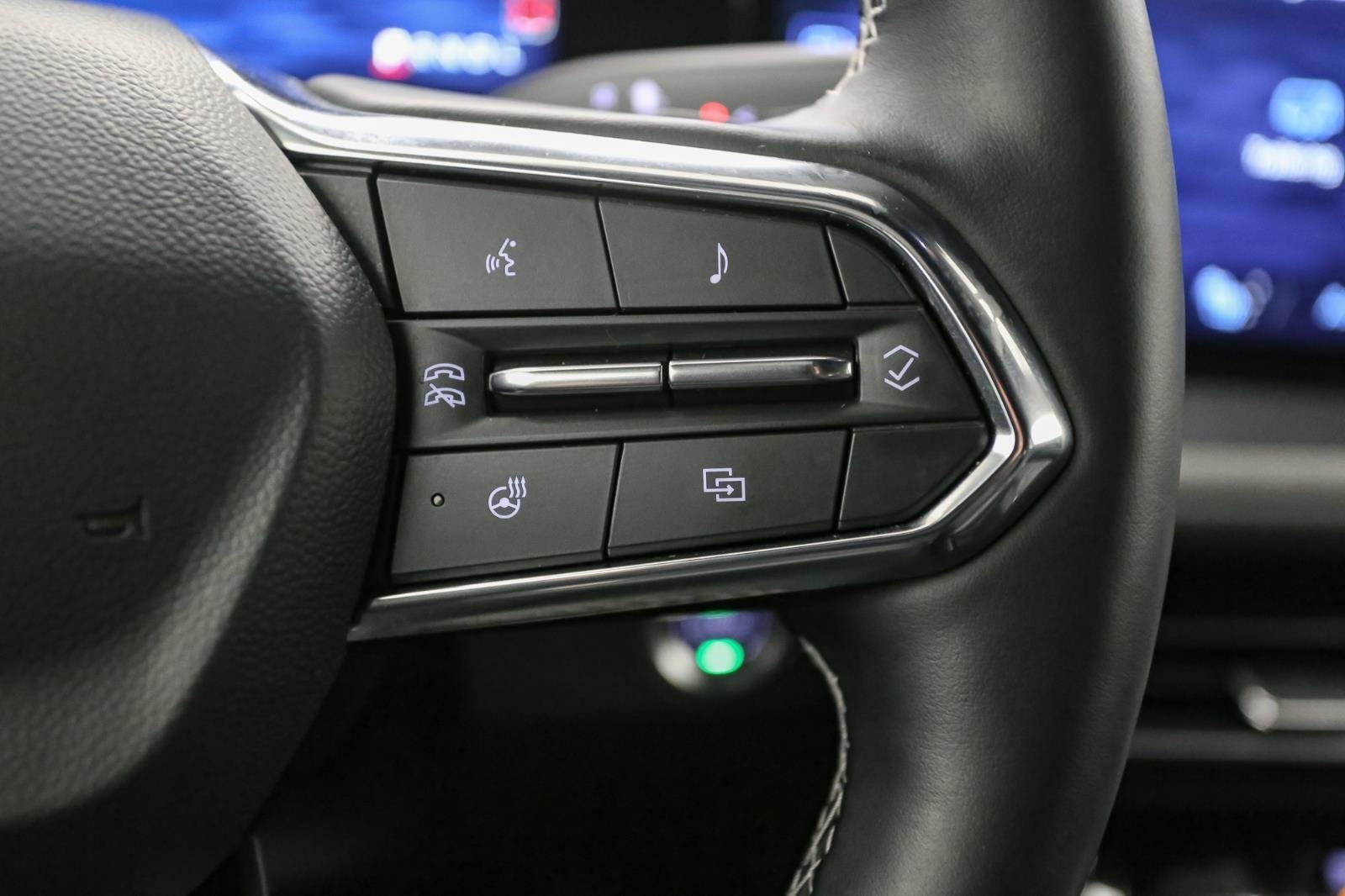 2025 Chevrolet Traverse photo 31