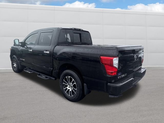 2021 Nissan Titan SV photo 3