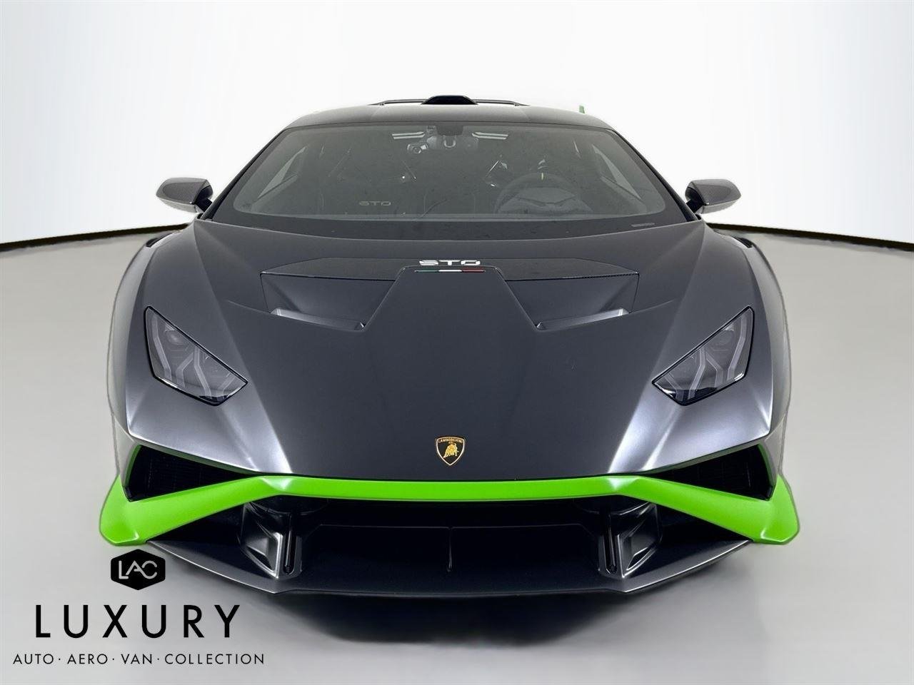 2023 Lamborghini Huracan STO photo 9