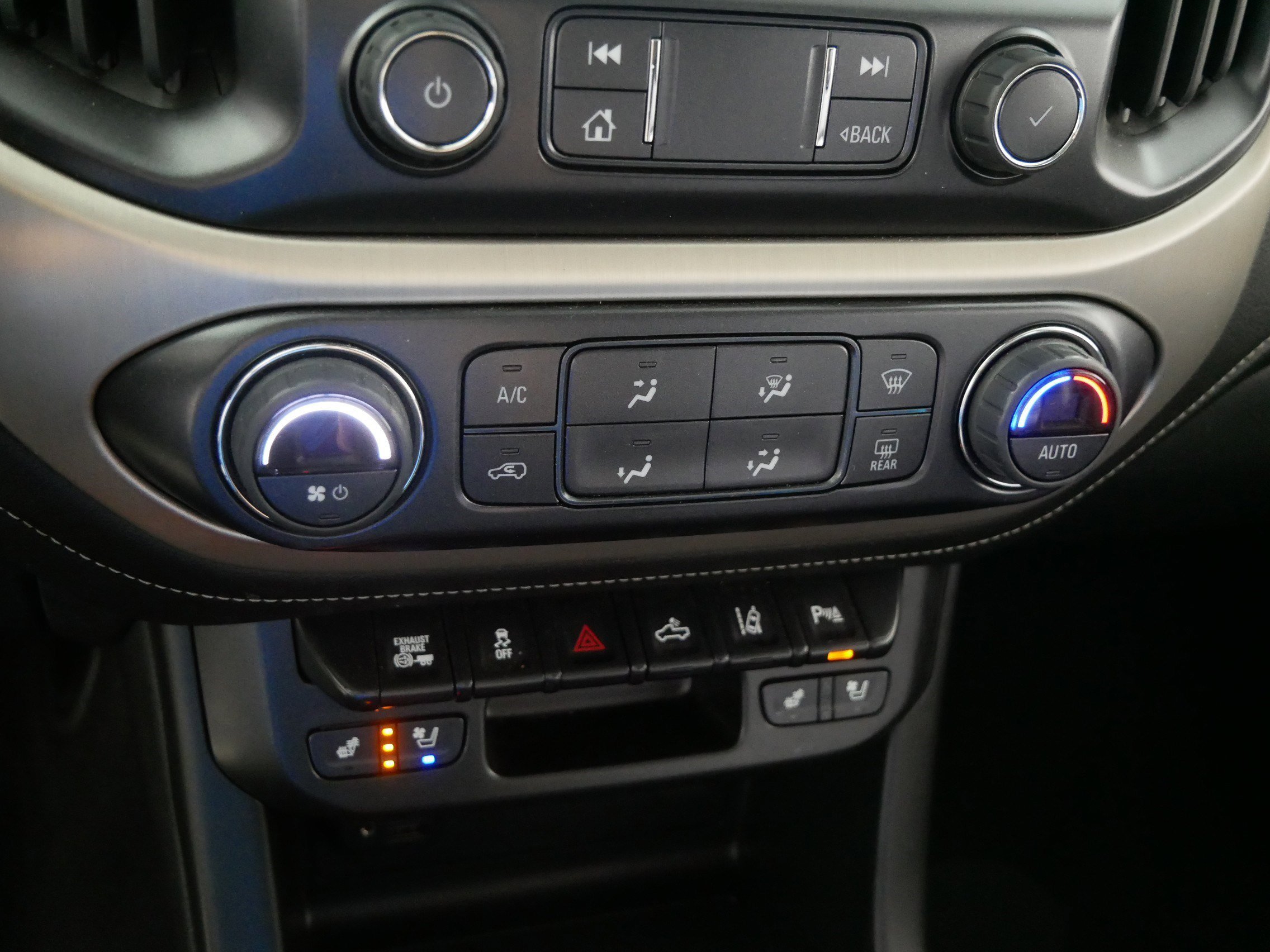 2021 Gmc Canyon Denali photo 21