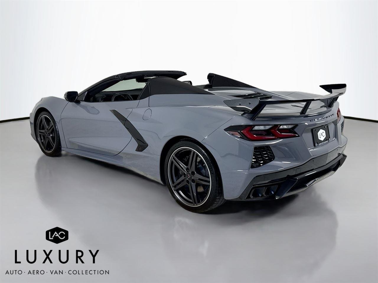 2025 Chevrolet Corvette 2LT photo 6