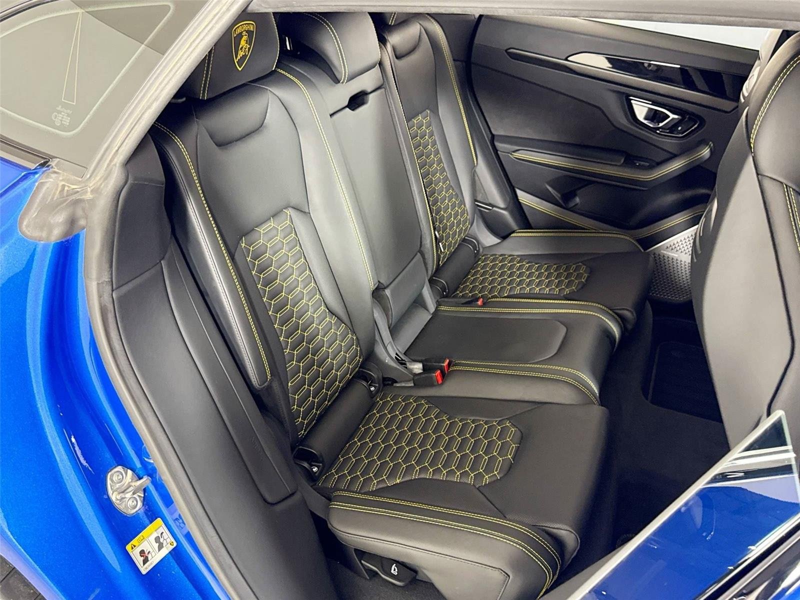 2022 Lamborghini Urus photo 23