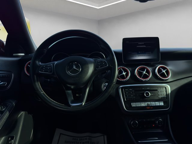 2017 Mercedes Benz CLA 250 photo 14