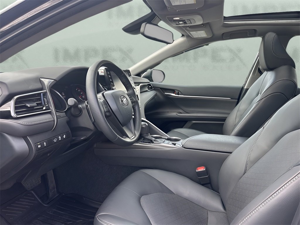2023 Toyota Camry XSE photo 9