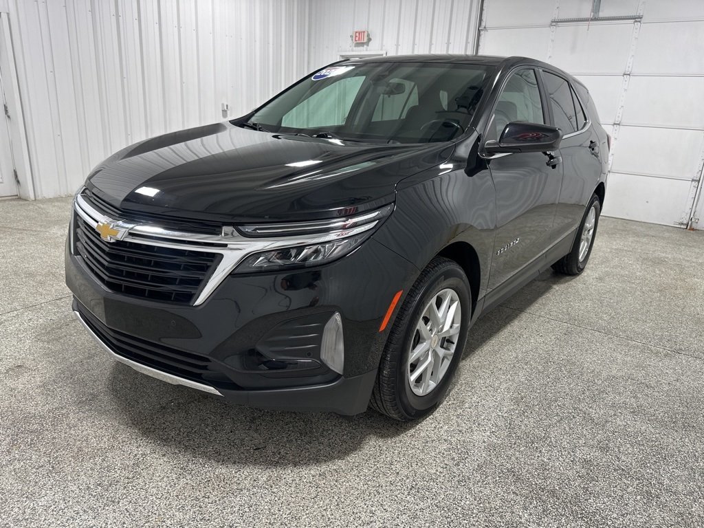 2024 Chevrolet Equinox LT photo 4
