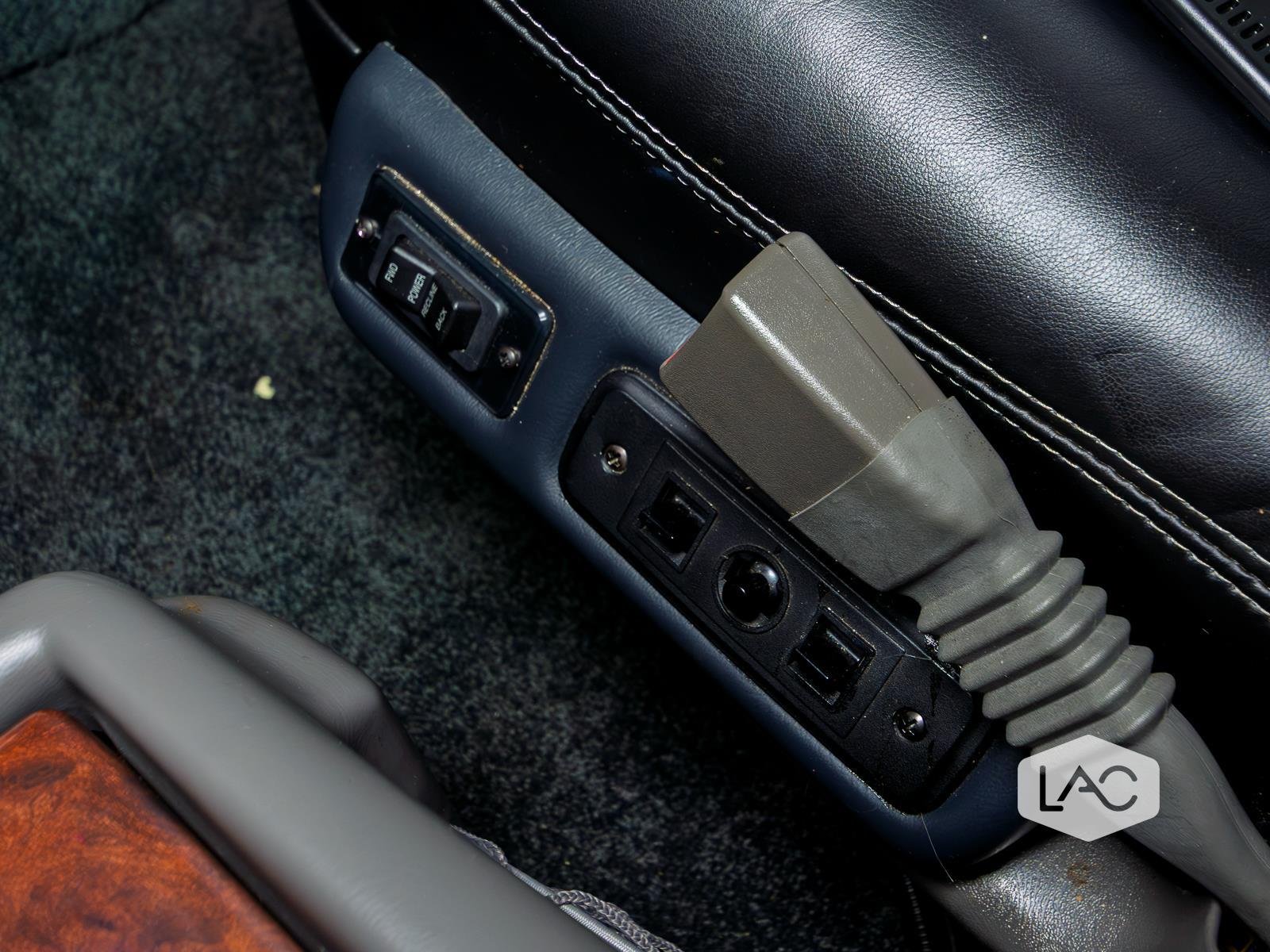 2019 Chevrolet Express photo 21