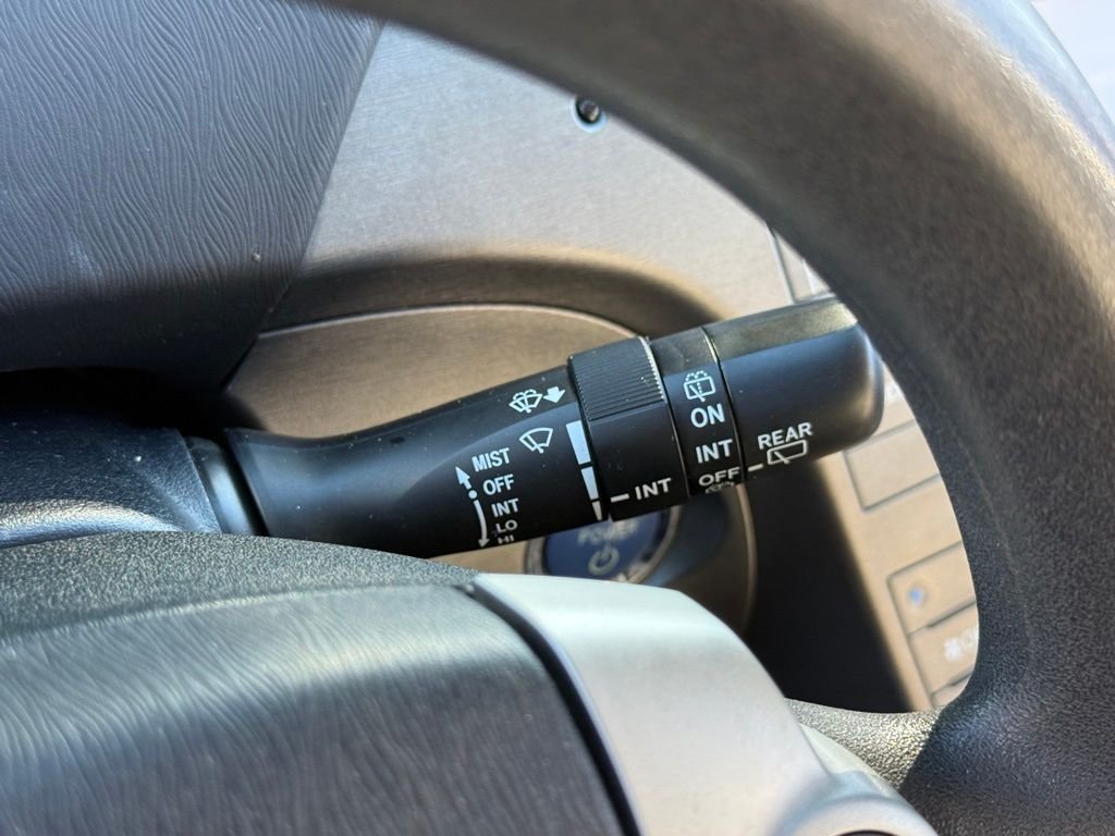 2012 Toyota Prius Five photo 23