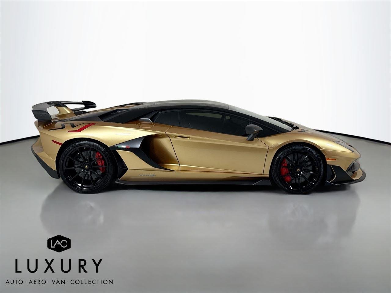 2019 Lamborghini Aventador SVJ photo 3