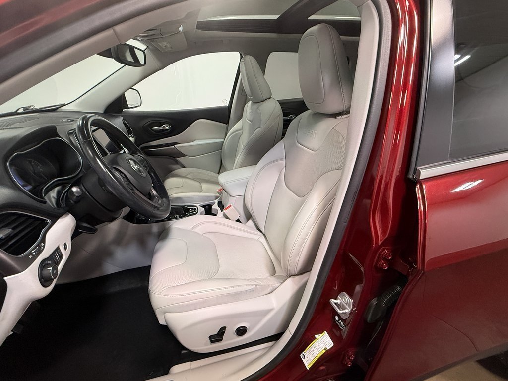 2021 Jeep Cherokee Limited photo 11