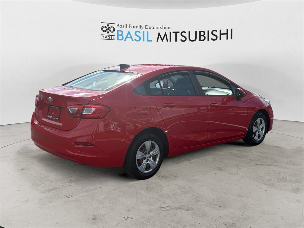 2018 Chevrolet Cruze LS photo 5