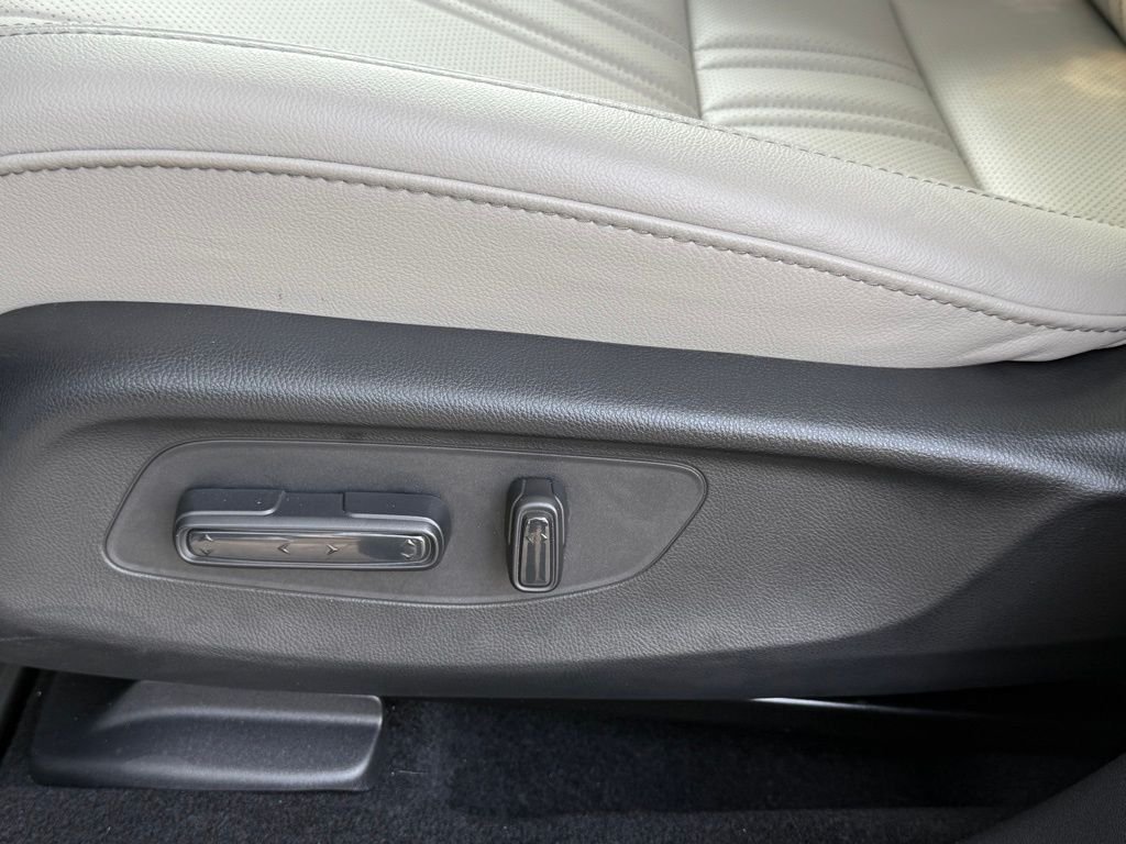 2025 Honda HR-V EX-L photo 33