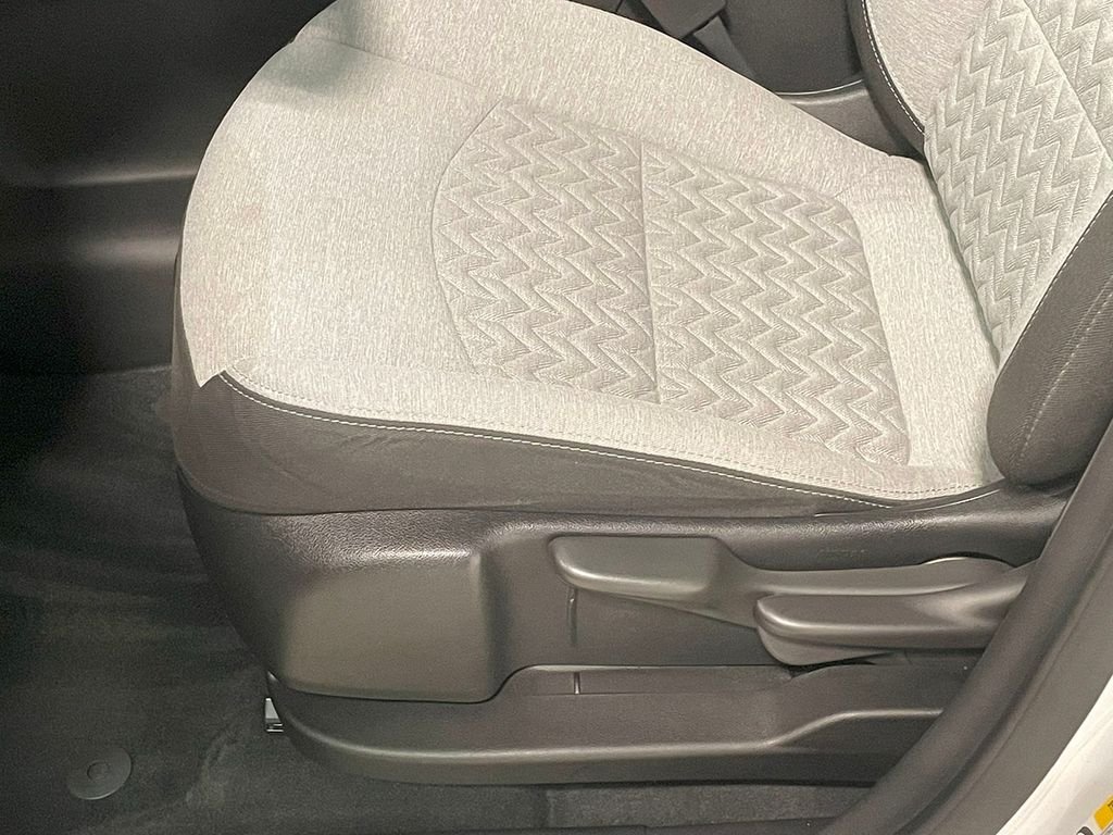 2023 Chevrolet Equinox LS photo 13