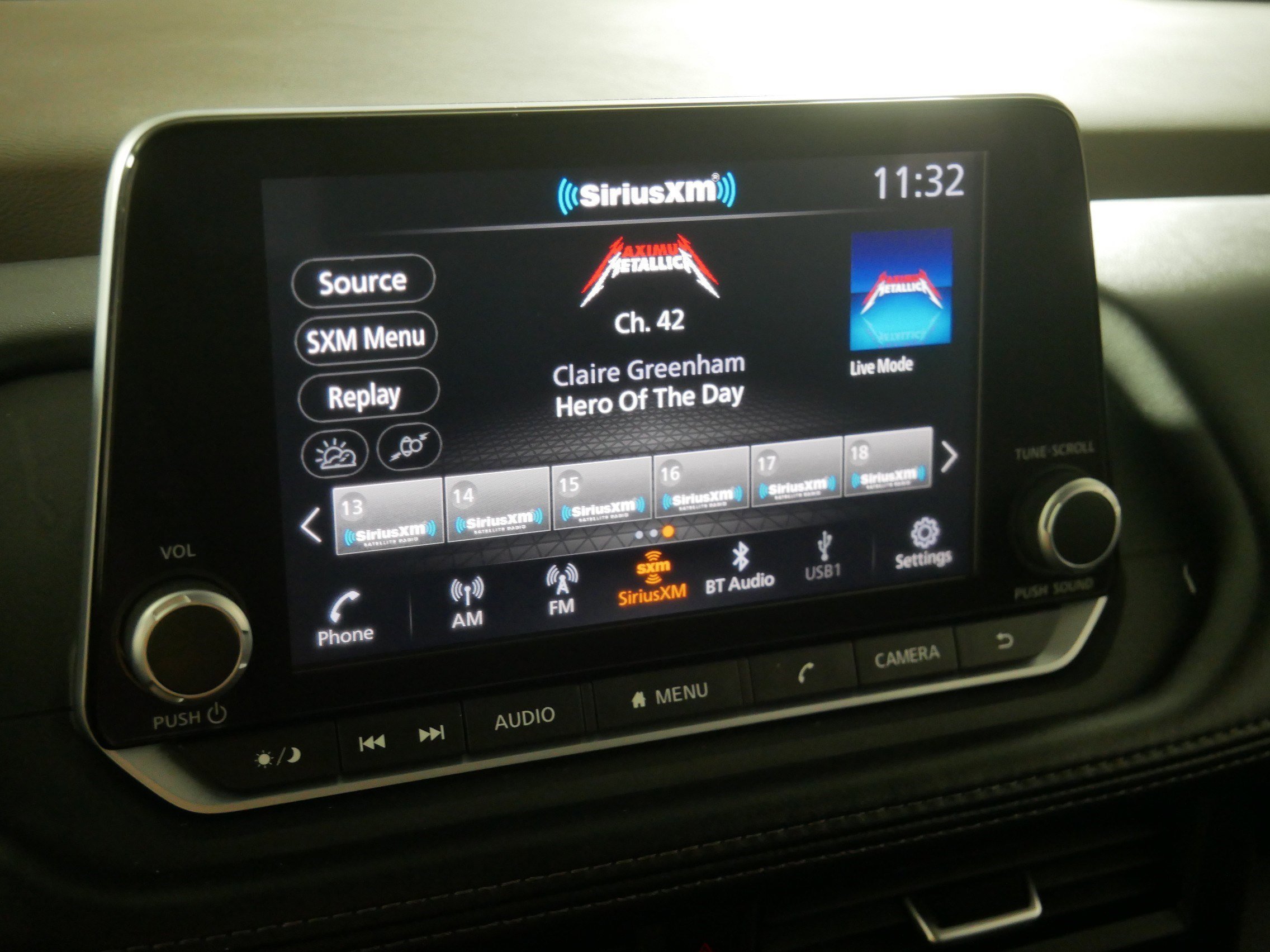 2023 Nissan Rogue S photo 22