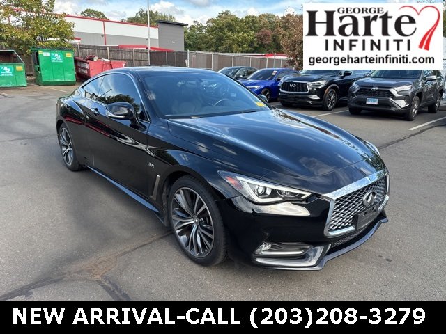 2018 Infiniti Q60 3.0t Luxe photo 2