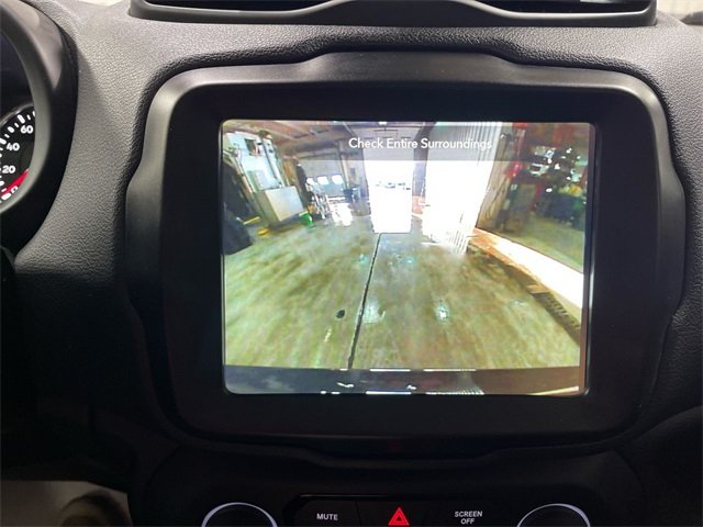 2023 Jeep Renegade Latitude Upland photo 15