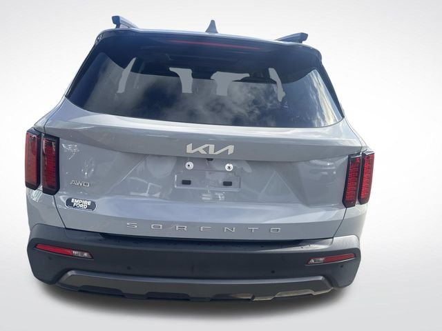 2022 Kia Sorento S photo 4